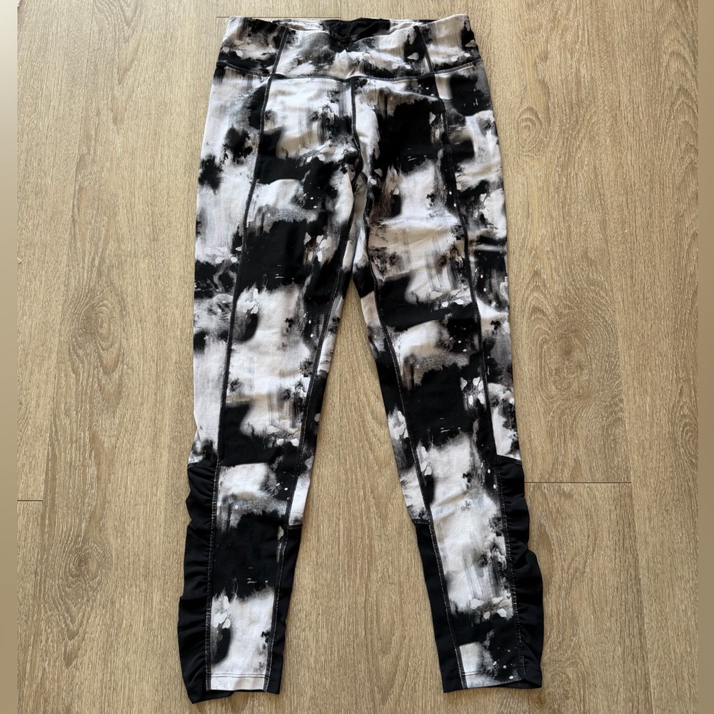 Calvin Klein Tie Dye Leggings Black White Cloud Print Activewear Large - Picture 2 of 8